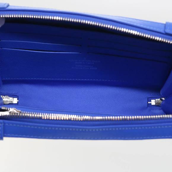 LOUIS VUITTON Soft Trunk Shoulder Bag - Picture 16 of 16